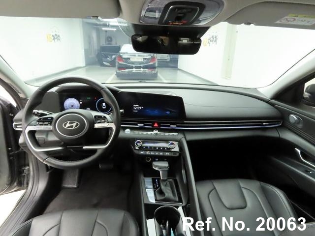  Hyundai / Avante Stock No. 20063